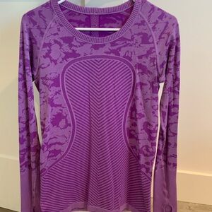 Lululemon long sleeve shirt